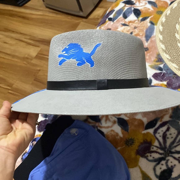Detroit lions hat - Picture 3 of 5